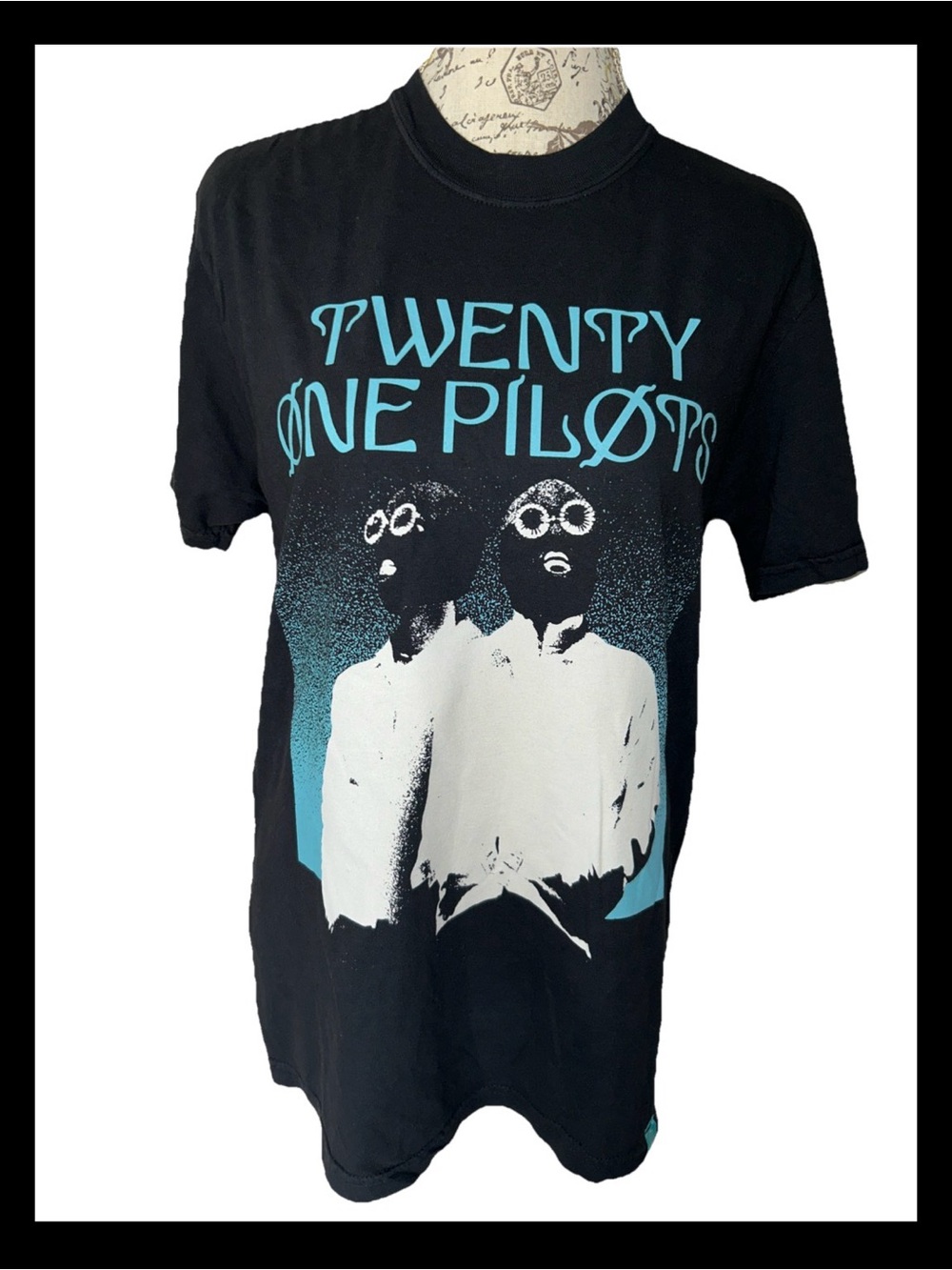 Twenty One 21 Pilots Merch T Shirt Scaled And Icy Tour 2022 Large Black New